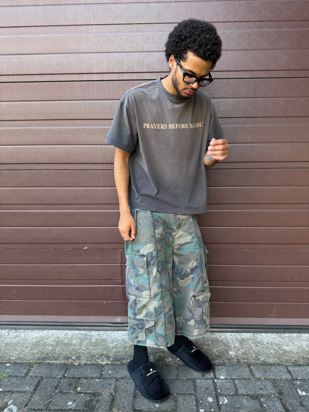 PRAYERS T-SHIRT STONE