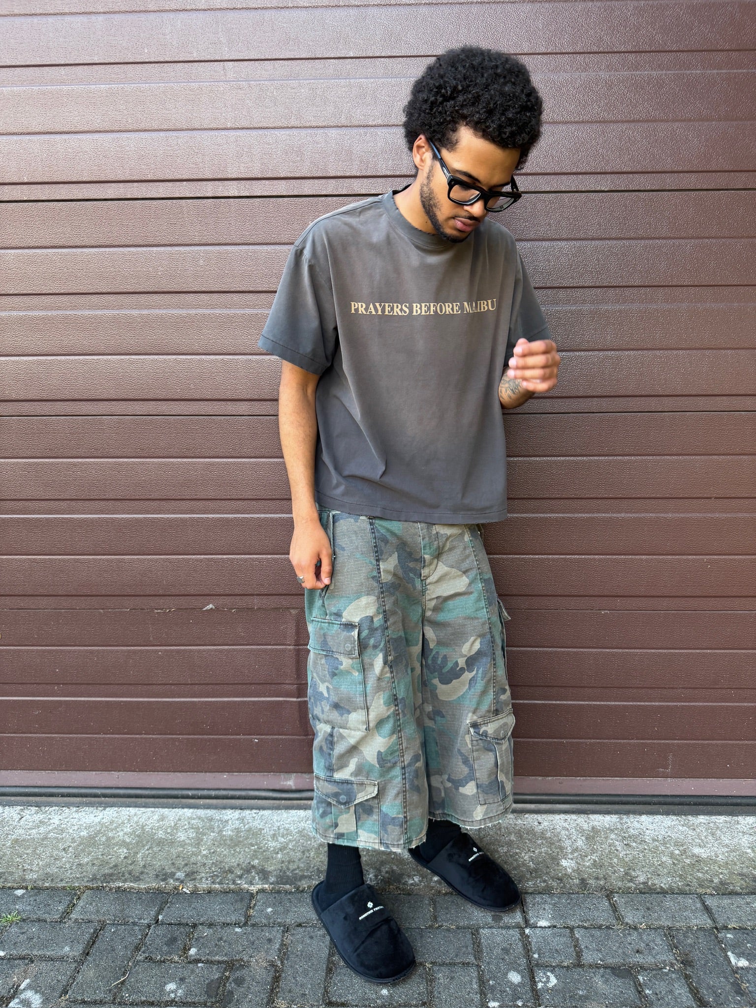 PRAYERS T-SHIRT STONE