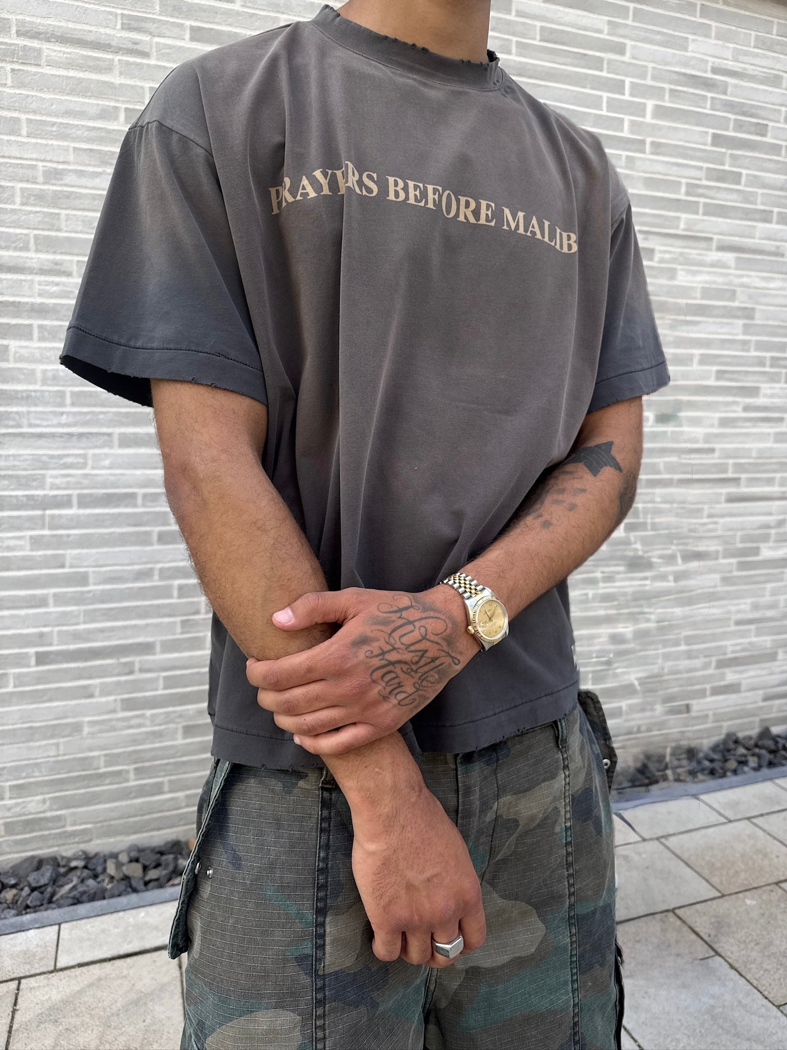 PRAYERS T-SHIRT STONE